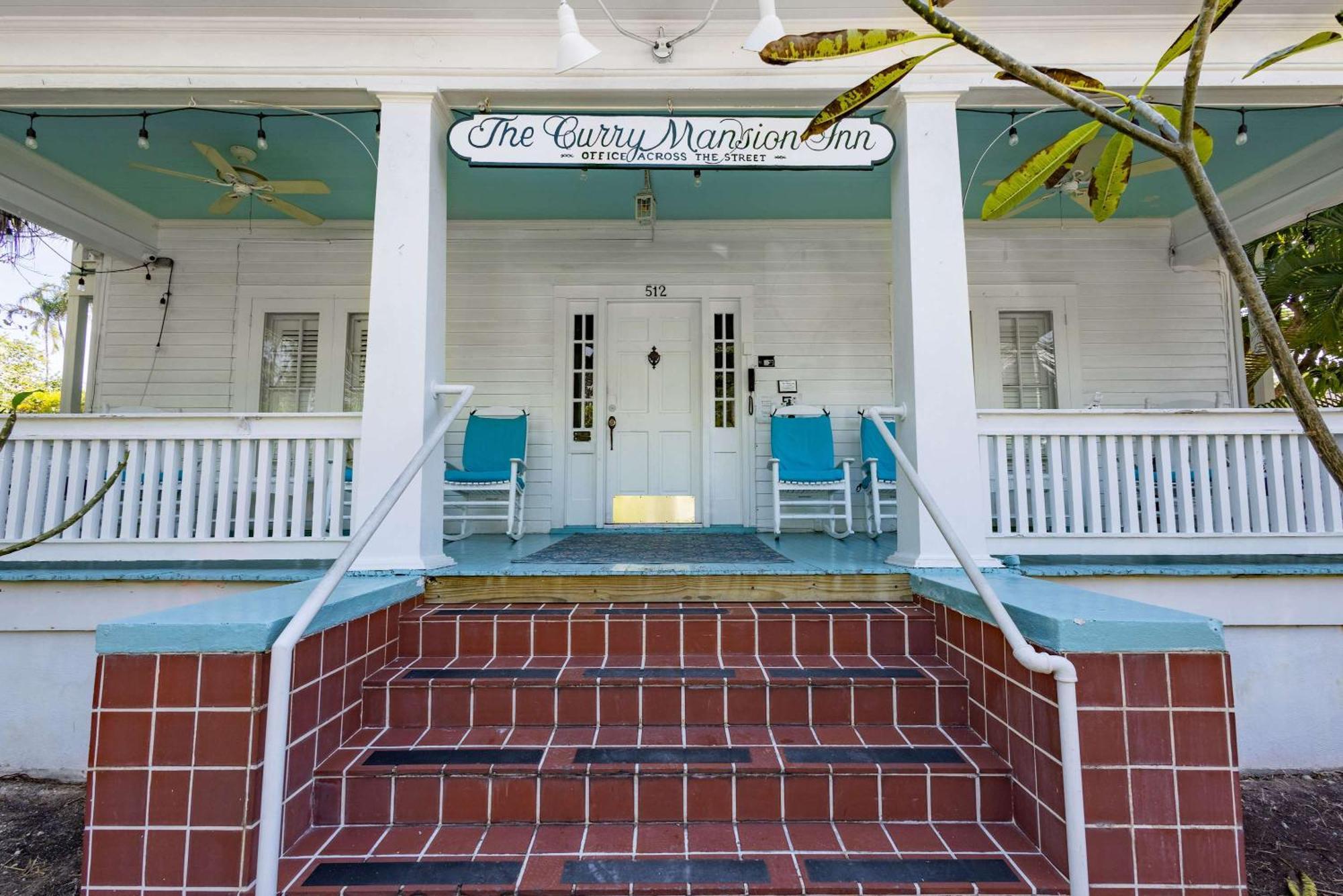 קי וסט King Suite Balcony - At James House מראה חיצוני תמונה