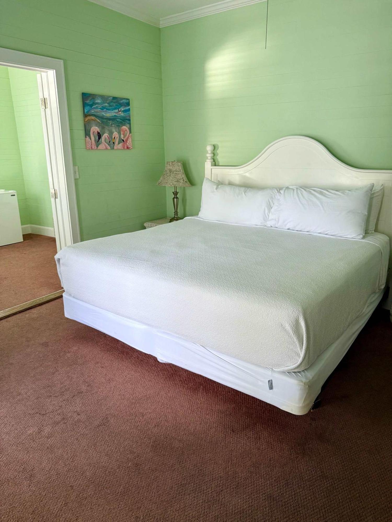 קי וסט King Suite Balcony - At James House מראה חיצוני תמונה